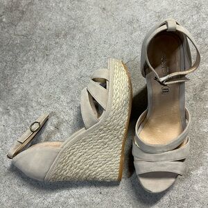 Aldo Servedio Wedges Platforms Sandals Heels Beige Size 6.5 PreOwned